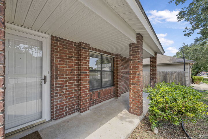 Property Photo: 9711 Diamond Cliff Dr TX 78023