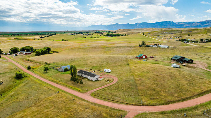 Property Photo:  14 Spur Lane  WY 82838 