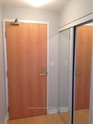 Photo de la propriété:  43 Eglinton Avenue E 1110  ON M4P 1A2 