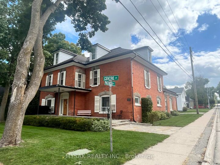 Property Photo:  315 Centre Street  ON N0G 2W0 