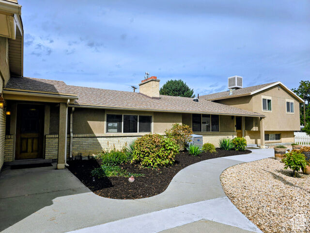 Property Photo: 5860 Kingston Way UT 84107
