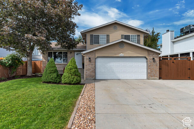 Property Photo: 6892 S Willowpond Way UT 84081