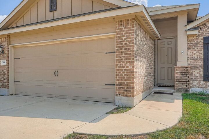 Property Photo: 244 Forrest Moon Lane TX 78640