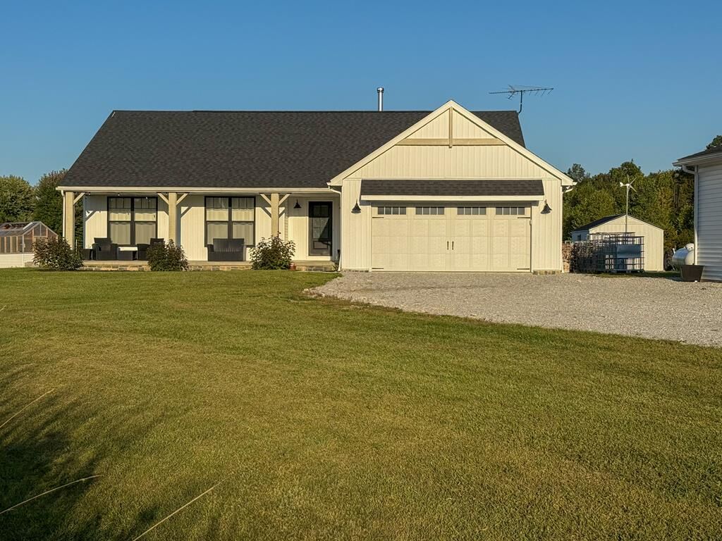 Property Photo: 7193 Pawnee Rd OH 44275