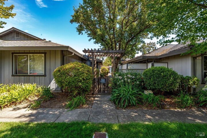 Property Photo:  1014 1st Street  CA 95476 