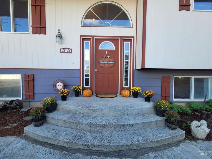 Property Photo:  2020 Powers Ave.  ID 83501 