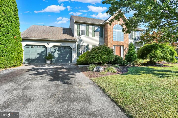 3804 Wyoming Drive S  Reading PA 19608 photo