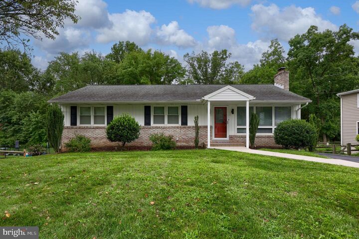 1550 Euclid Drive  Lancaster PA 17601 photo