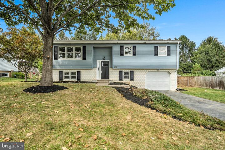 Property Photo: 124 Holly Drive PA 17055