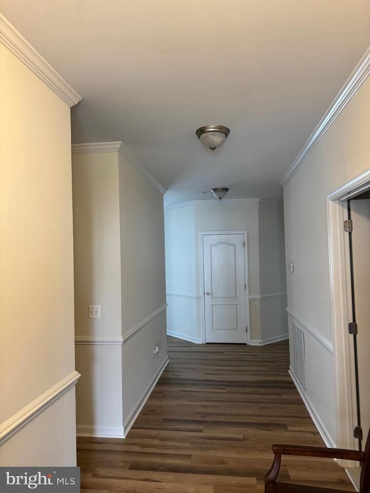 Property Photo:  622 Oyster Bay Place 302  MD 20688 
