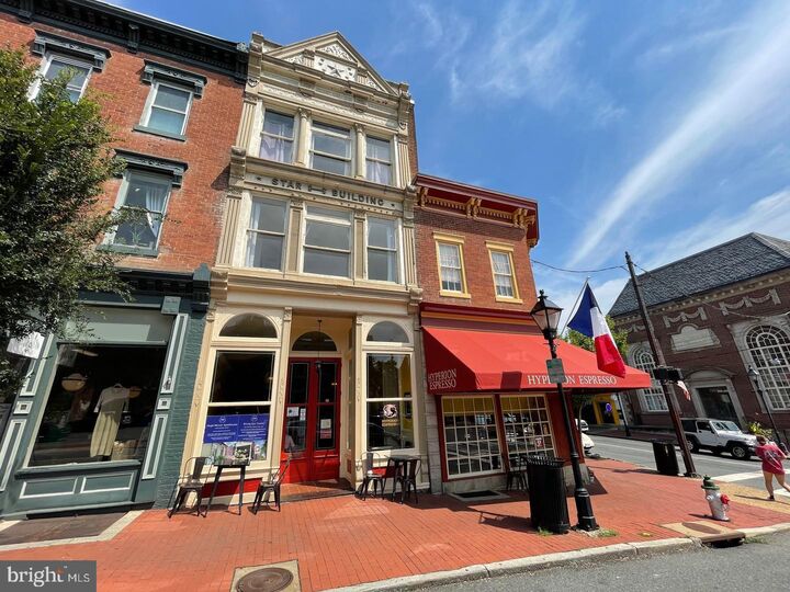 Property Photo:  303 William Street A  VA 22401 