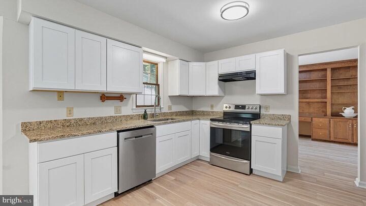 Property Photo: 2425 Harpoon Drive VA 22554