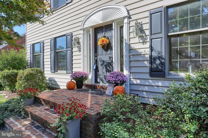 Property Photo:  824 Landau Court  PA 17011 