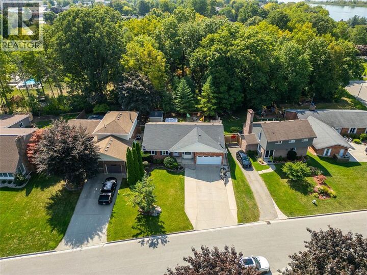 Property Photo:  151 Fieldstone Avenue  ON N0N 1G0 