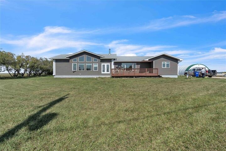 Photo de la propriété:  32007 Pth 15 Rd 60N Road  MB R5P 0C9 