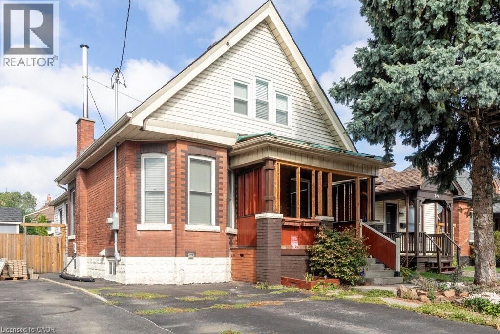 Photo de la propriété:  147 Kensington Avenue North  ON L8L 7N4 