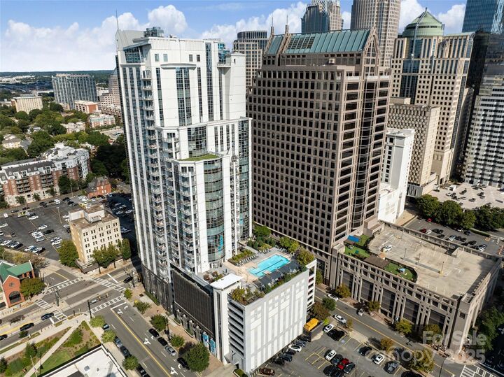 Property Photo: 333 W Trade Street 1301 NC 28202