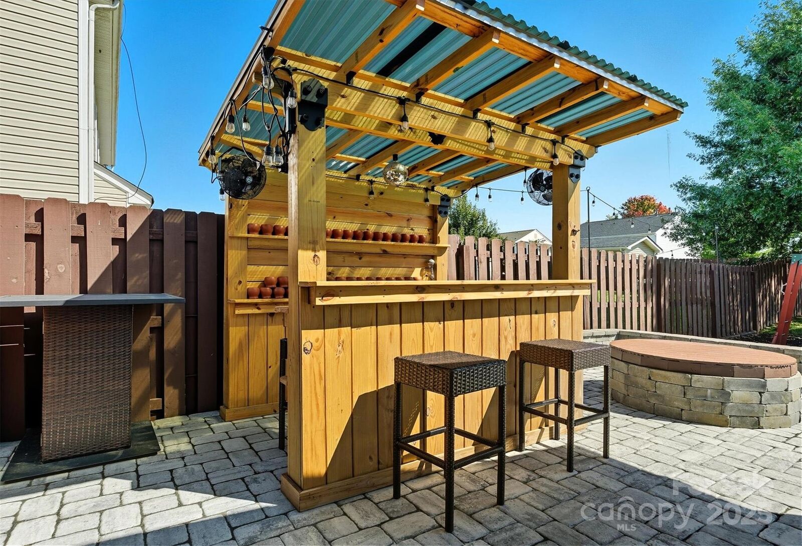 Property Photo: 11331 Lamoille Lane NC 28278