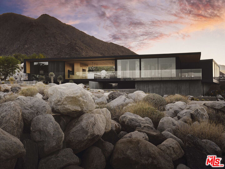 Property Photo: 2336 Winter Sun Dr CA 92262