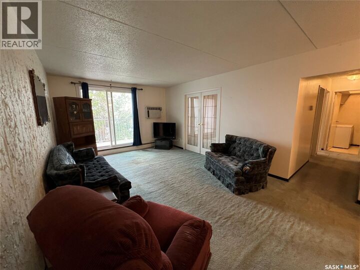 Property Photo:  510 20 Kleisinger Crescent  SK S4R 7M3 