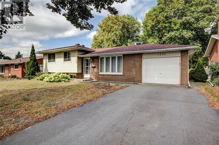 Property Photo: 1830 Courtland Drive ON P3A 1J8