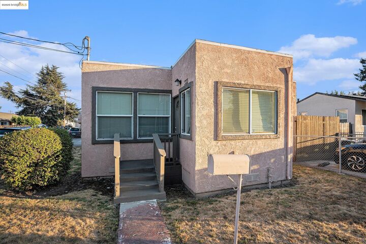 Property Photo: 333 Winton Ave CA 94544