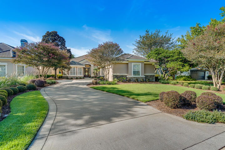 Property Photo:  4318 Carriage Lane  FL 32541 