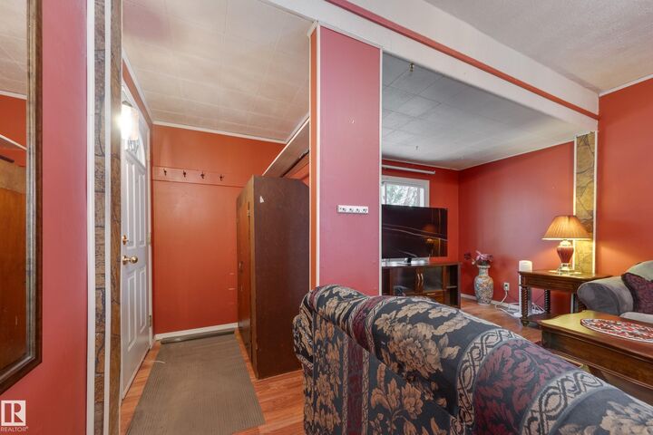 Property Photo:  12126 39 Street NW  AB T5W 2K1 
