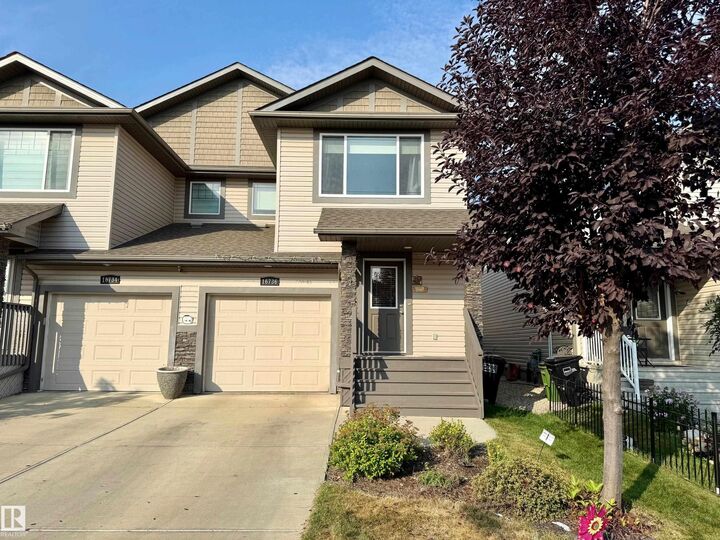 16736 53 Street NW  Edmonton AB T5Y 0R6 photo