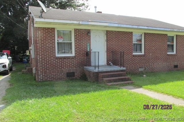Property Photo:  1104 Godwin Avenue  NC 28358 