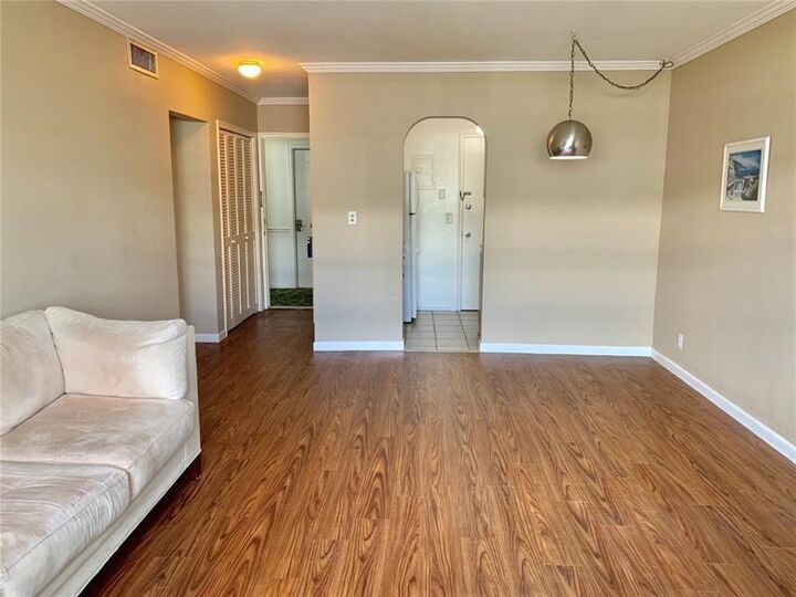 Property Photo: 1851 NE 62nd St 603 FL 33308