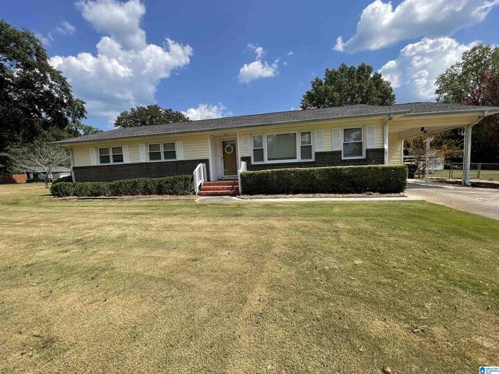 817 Downs Avenue  Gardendale AL 35071 photo