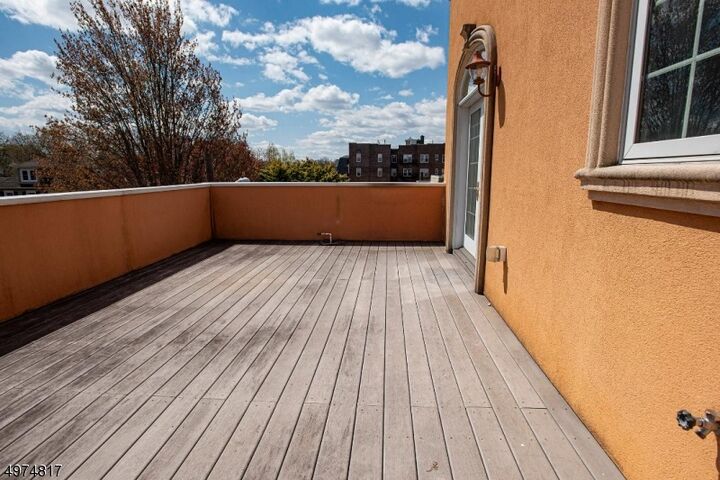 Property Photo:  160 Franklin Ave 3  NJ 07110 