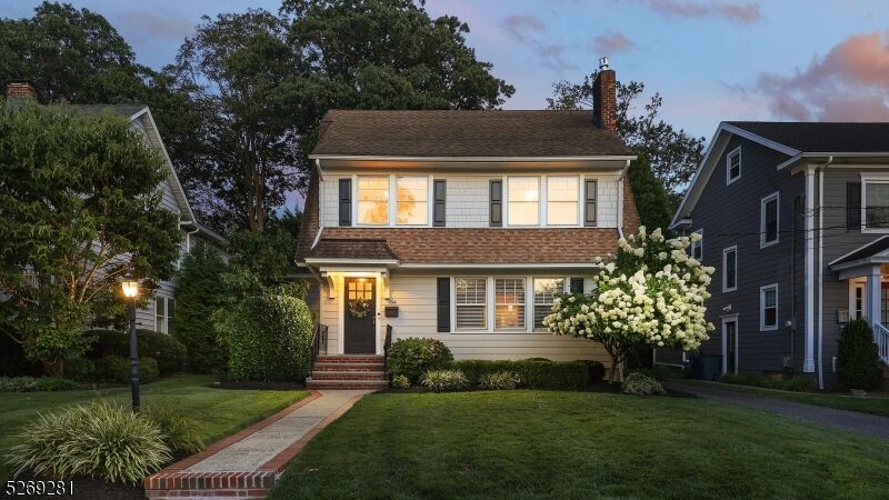 Property Photo:  764 Fairacres Ave  NJ 07090 