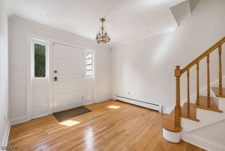 Property Photo:  3 Hillside Ave  NJ 07068 