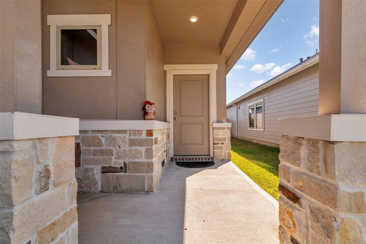 Property Photo:  25524 Prairie Clover Way  TX 77354 
