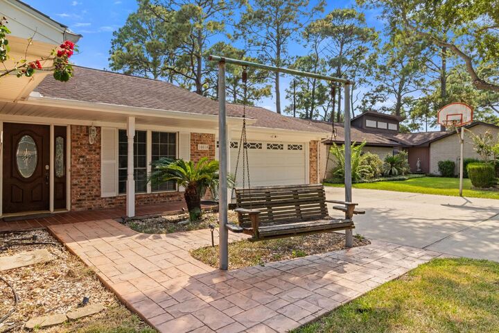 Property Photo:  10010 Pinehurst Street  TX 77521 