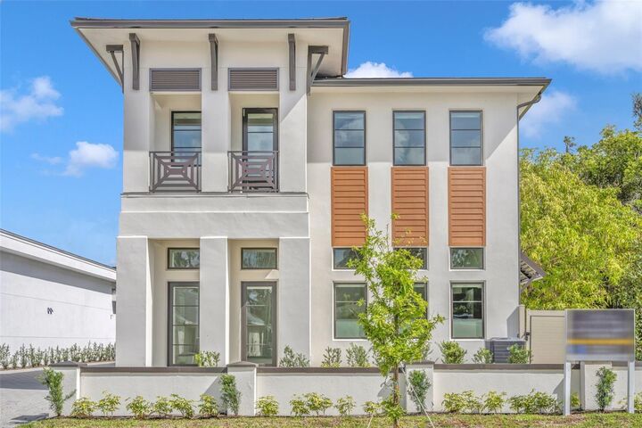 Property Photo:  501 W Canton Avenue  FL 32789 