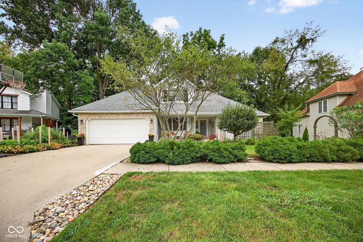 3821 S Woods Edge Bend  Bloomington IN 47401 photo