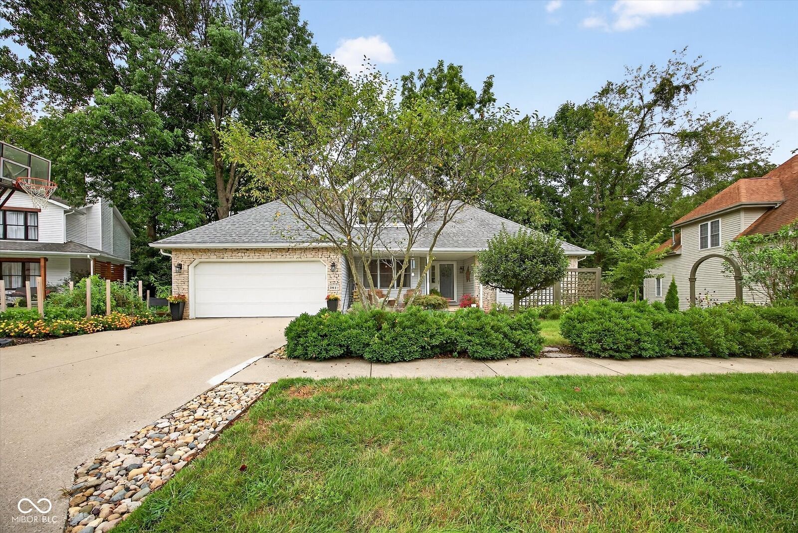 Property Photo:  3821 S Woods Edge Bend  IN 47401 