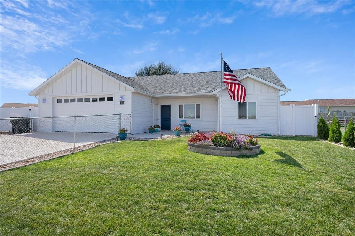 Property Photo:  1622 Dacar Street  SD 57717 