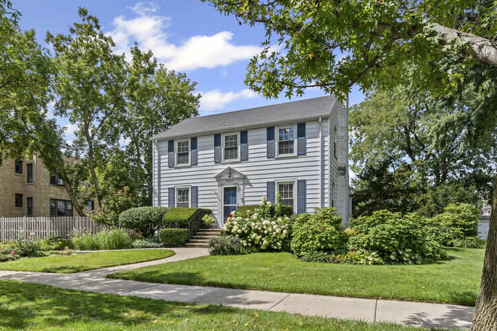 Property Photo:  9508 Leamington Avenue  IL 60077 