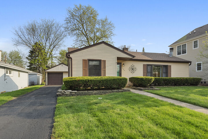 Property Photo: 305 3rd Street IL 60515