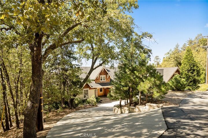 Property Photo:  85 Park Drive  CA 92382 