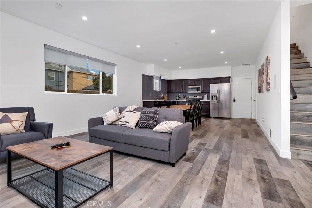 Property Photo:  1342 N Kenmore  CA 90027 