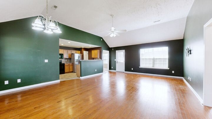 Property Photo:  2716 Ridgewood Dr  TN 37037 
