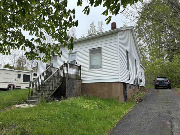 Property Photo:  73 Ellis Street  NS B2H 2G9 