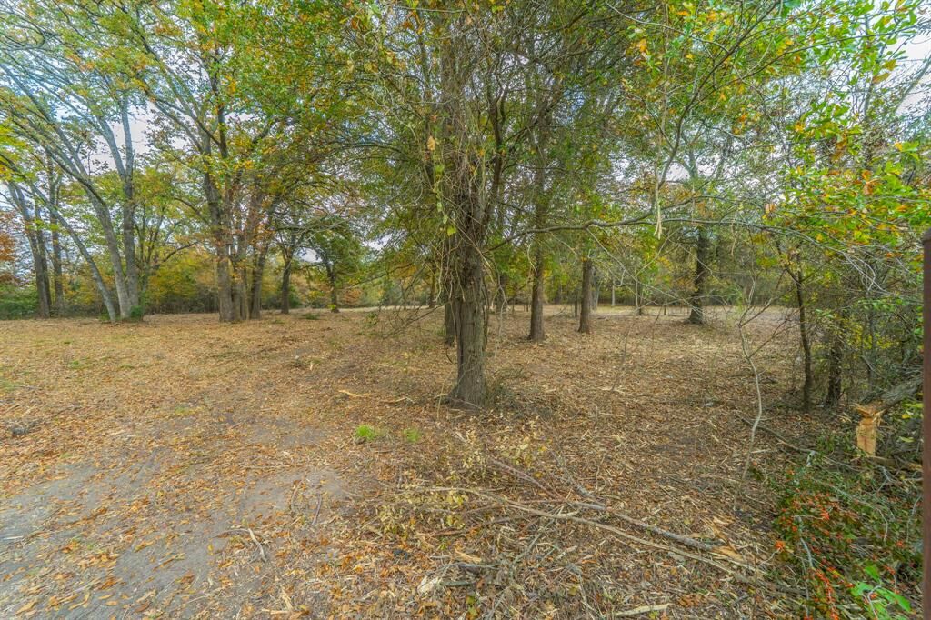 Property Photo:  0 Highway 69  TX 75402 