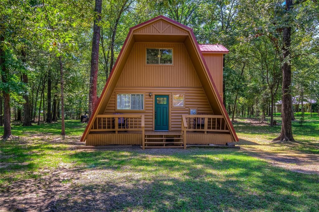 Property Photo:  814 King Lake Drive  TX 75480 