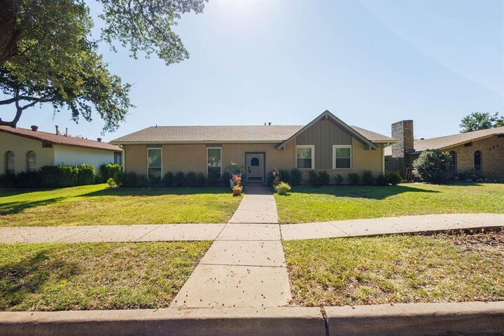 458 Thistle Drive  Garland TX 75043 photo